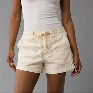 American Eagle Outfitters Cream Cargo Shorts